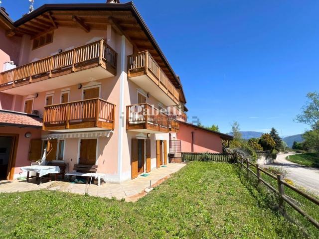 Appartamento in vendita di 100 m² in Località Cavaione, 20