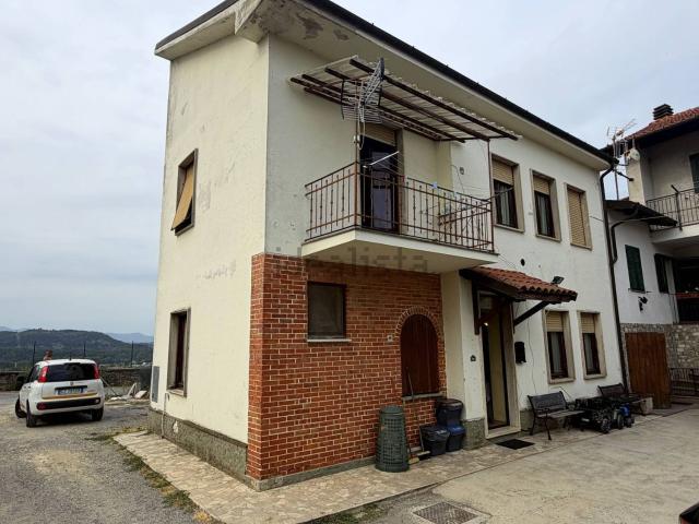 Appartamento in vendita di 100 m² in Località Supervia, 41