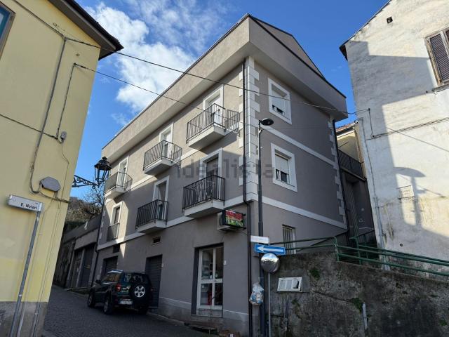 Appartamento in vendita di 100 m² in Piazza Carmine Pastore, 3