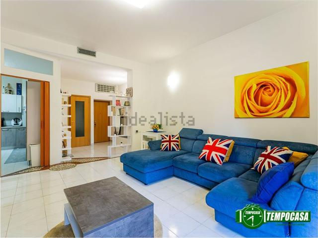 Appartamento in vendita di 100 m² in Piazza Aldo Moro, 1