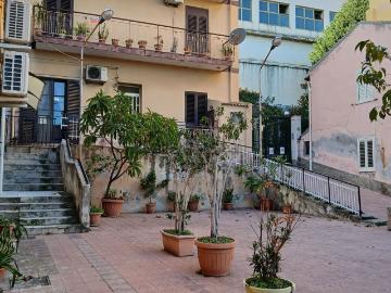 Appartamento in vendita di 100 m² in Piazza Franza