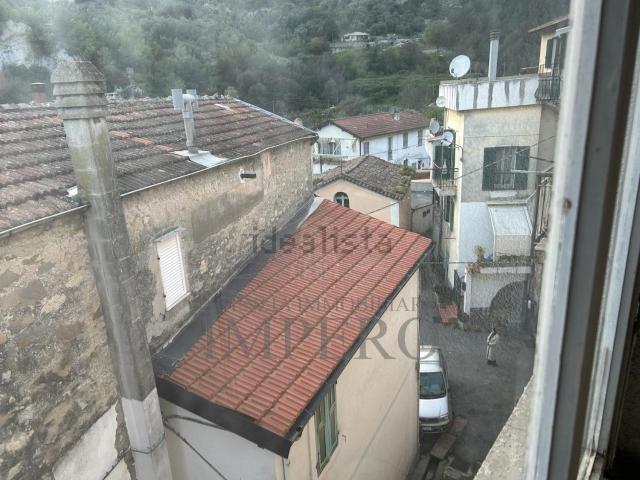 Appartamento in vendita di 100 m² in Piazza S.Reparata, 11