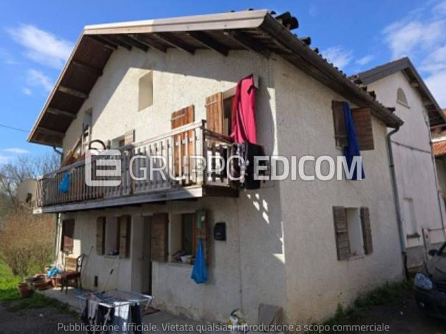 Appartamento in vendita di 100 m² in Piazza San Clemente