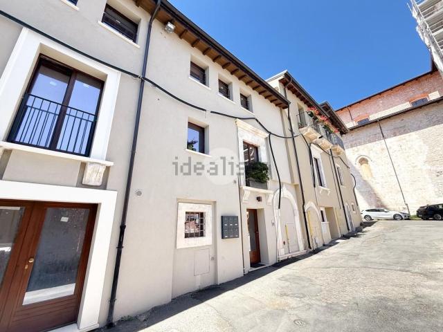 Appartamento in vendita di 100 m² in Piazza San Domenico, 10