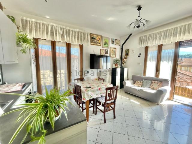 Appartamento in vendita di 100 m² in Piazza XXV Aprile