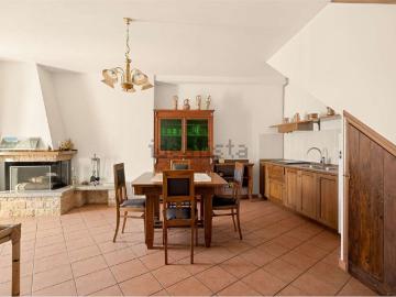 Appartamento in vendita di 100 m² in Salita Andrea Brenta, 5