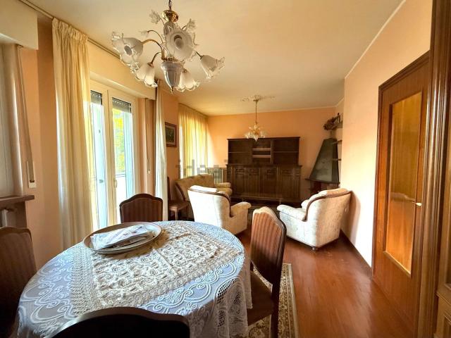 Appartamento in vendita di 100 m² in Strada della Barazza, 42