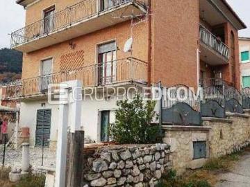 Appartamento in vendita di 100 m² in Strada della Lucciola