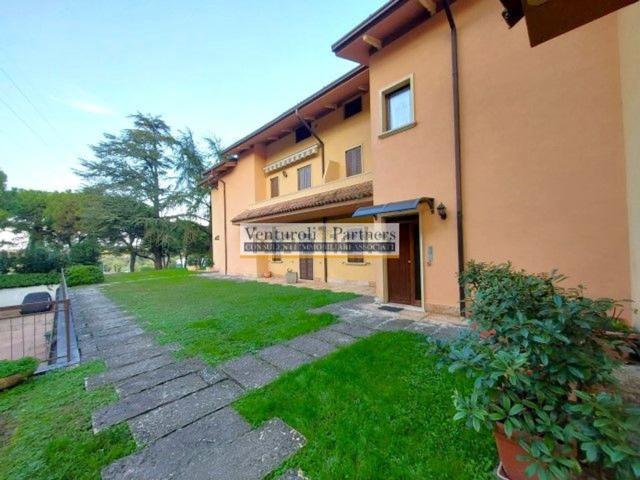 Appartamento in vendita di 100 m² in Strada Monzambano