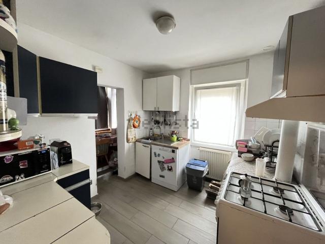 Appartamento in vendita di 100 m² in Strada Principale, 26
