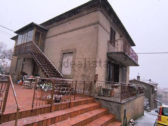 Appartamento in vendita di 100 m² in Strada Provinciale 65