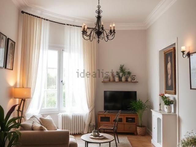 Appartamento in vendita di 1013 m² in Via Crozze