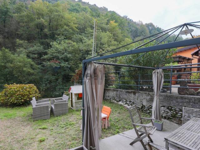 Appartamento in vendita di 101 m² in Via Conte E. Lombardo, 11