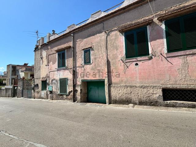 Appartamento in vendita di 101 m² in Via cavour
