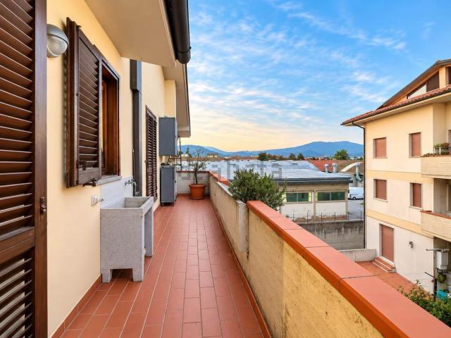 Appartamento in vendita di 101 m² in Via Camillo Dami