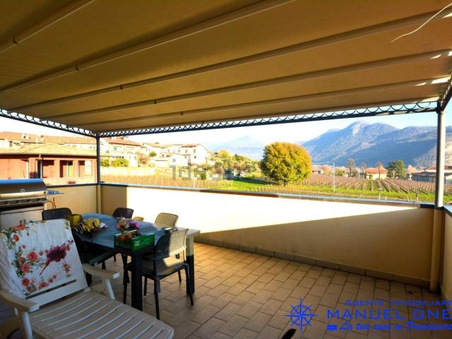 Appartamento in vendita di 101 m² in Via Chiesa, 14