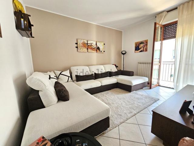 Appartamento in vendita di 101 m² in Via Cialdini