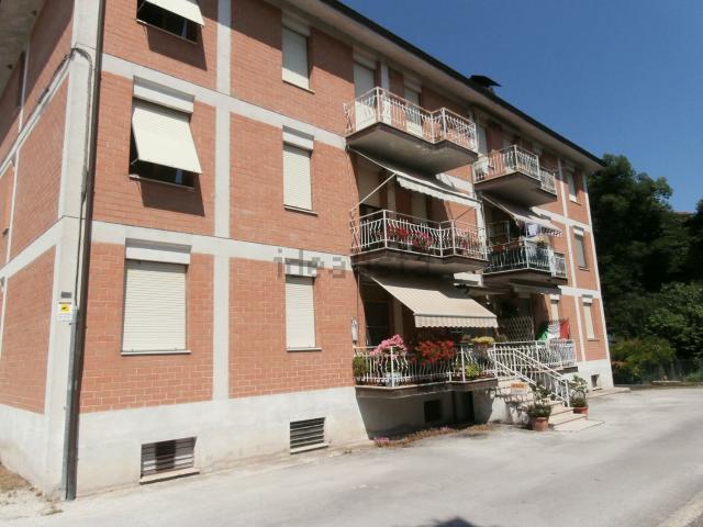 Appartamento in vendita di 101 m² in Via circonvallazione, 63