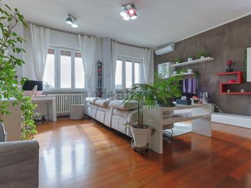 Appartamento in vendita di 101 m² in Via Antonio Gramsci, 32