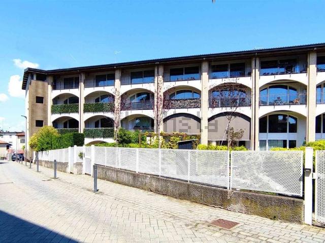 Appartamento in vendita di 101 m² in Via G. B. Scalabrini