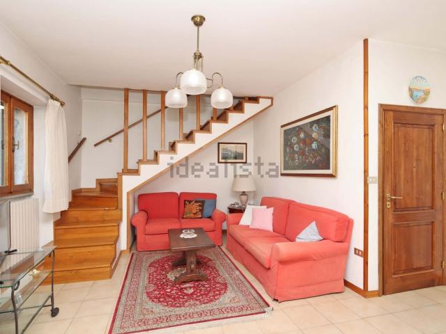 Appartamento in vendita di 101 m² in Via Giuseppe Ghizzi, 11