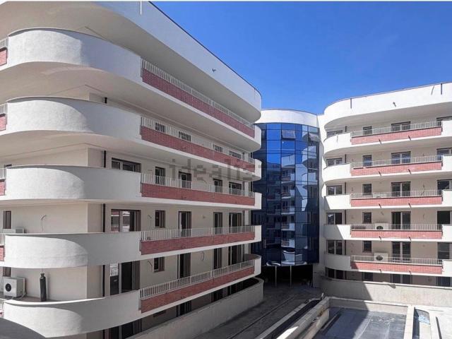 Appartamento in vendita di 101 m² in Via Giacinto Menotti Serrati