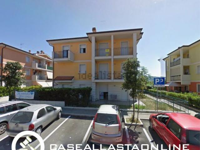 Appartamento in vendita di 101 m² in Via Giovanni Verga