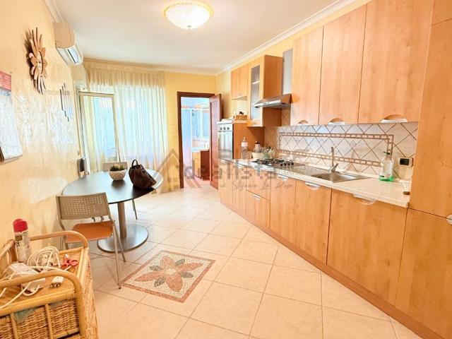 Appartamento in vendita di 101 m² in Via Guido Rossa, 45