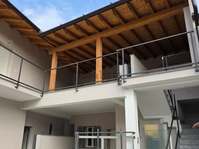 Appartamento in vendita di 101 m² in Via Dante Alighieri