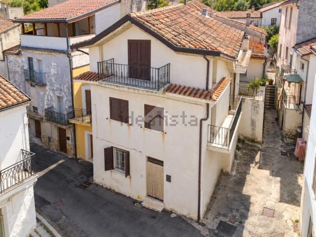 Appartamento in vendita di 101 m² in Via degli Artigiani, 8