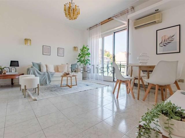 Appartamento in vendita di 101 m² in Via dei Falchi, 2