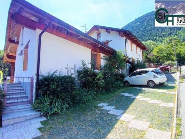 Appartamento in vendita di 101 m² in Via delle Faurie, 15