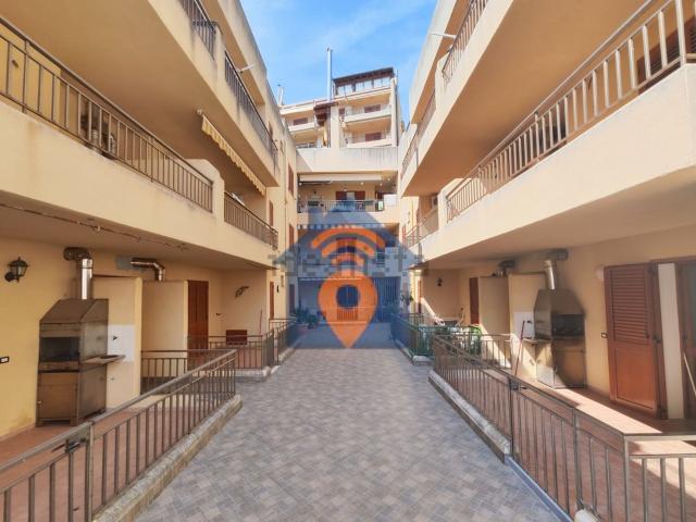 Appartamento in vendita di 101 m² in Via Ermocrate