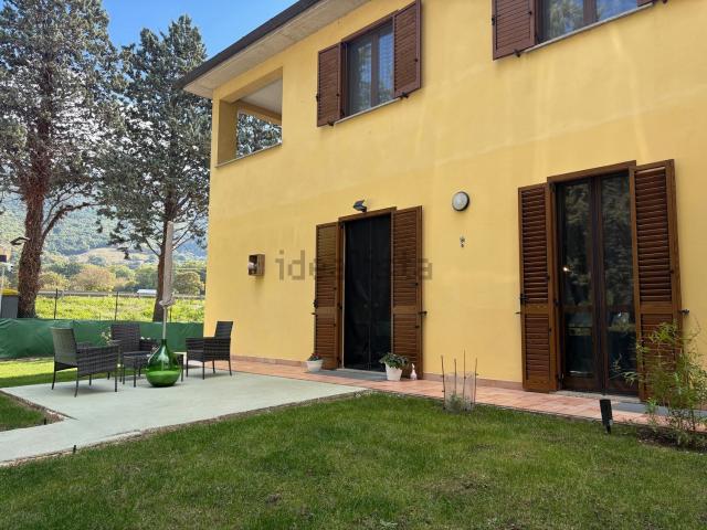 Appartamento in vendita di 101 m² in Via Fano, 55