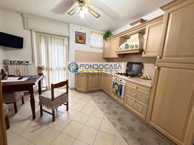 Appartamento in vendita di 101 m² in Via Leutelmonte