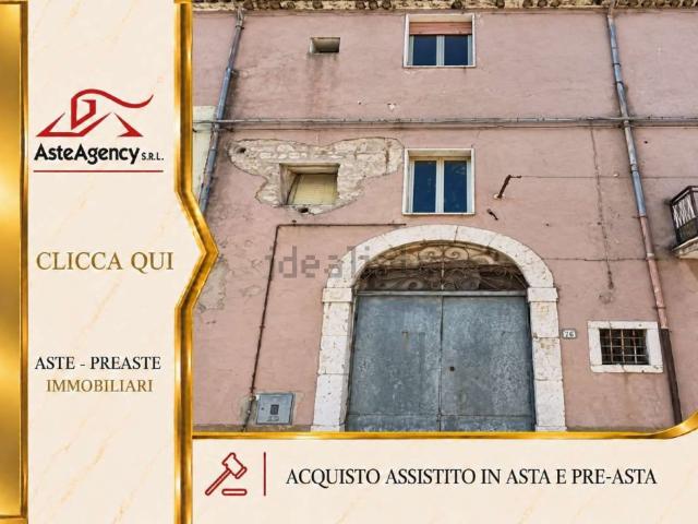 Appartamento in vendita di 101 m² in Via Leopoldo Montini