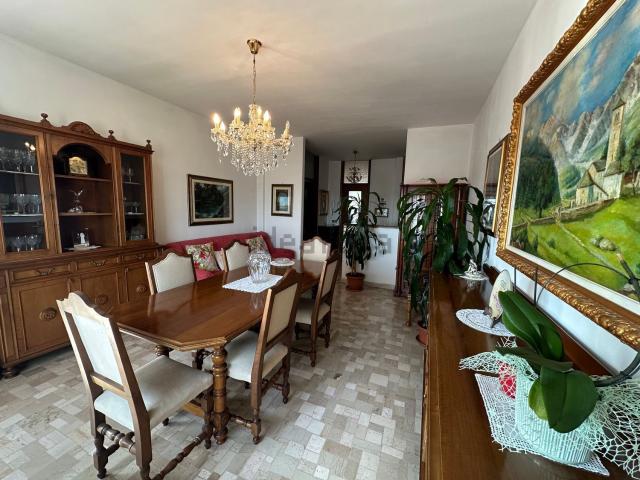 Appartamento in vendita di 101 m² in Via Madonna in Campagna, 2