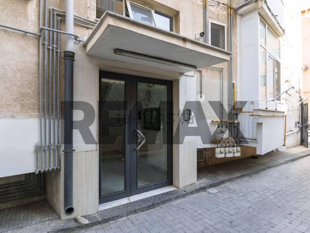 Appartamento in vendita di 101 m² in Via Salvatore Grasso, 10