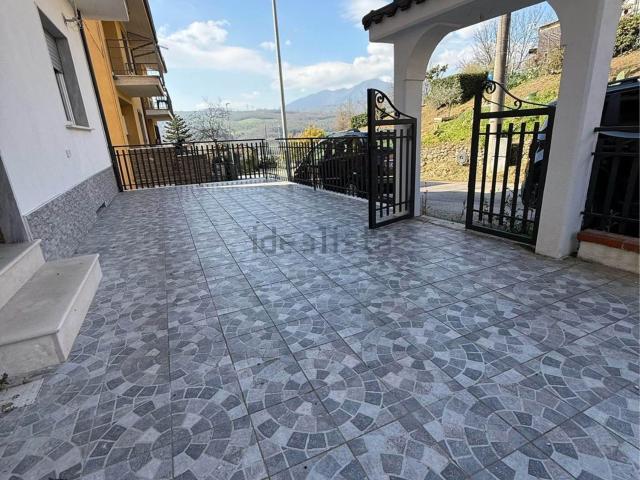 Appartamento in vendita di 101 m² in Via San Lucia