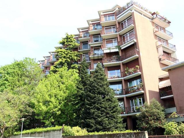 Appartamento in vendita di 101 m² in Via Sforzesca, 95