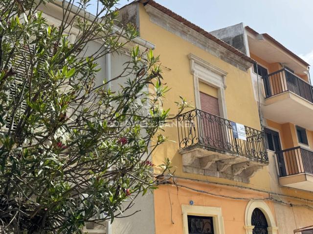 Appartamento in vendita di 101 m² in Via Palermo, 17