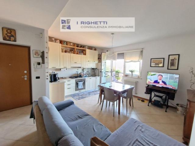 Appartamento in vendita di 101 m² in Via Pitagora