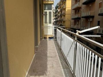 Appartamento in vendita di 101 m² in Via Rosolino Pilo