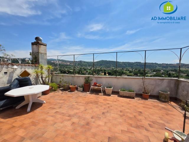 Appartamento in vendita di 101 m² in Via Rufelli, 43