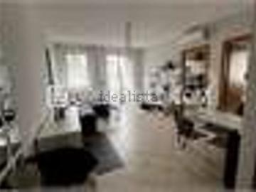 Appartamento in vendita di 101 m² in Via Tazzoli, 21