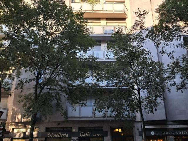 Appartamento in vendita di 101 m² in Via Teodosio, 46