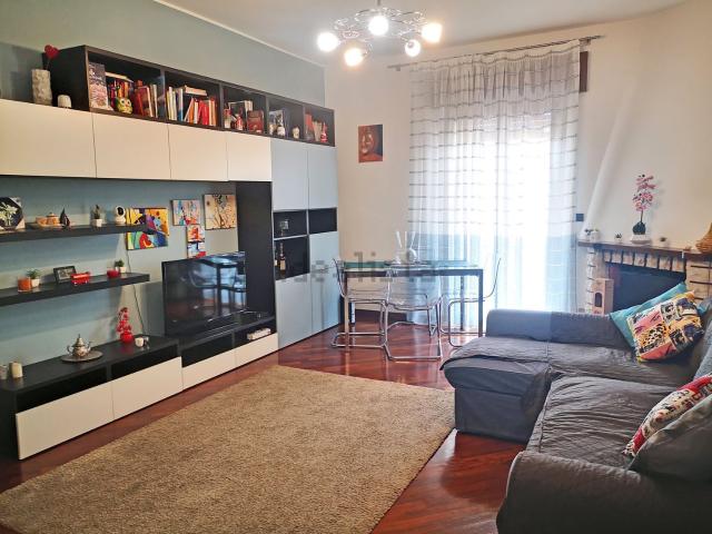 Appartamento in vendita di 101 m² in Via Tiziano
