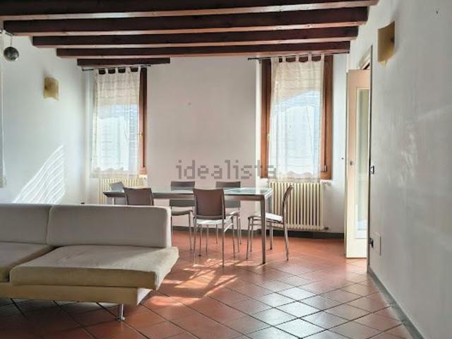 Appartamento in vendita di 101 m² in Via Volano, 10