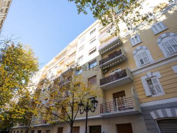 Appartamento in vendita di 101 m² in Viale Venti Settembre, 84