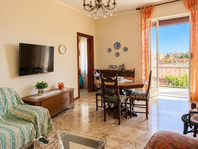 Appartamento in vendita di 101 m² in Viale Dante Alighieri, 1